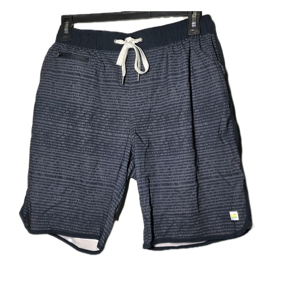 Vuori Other - Vuori Banks Shorts Mens Size Medium Navy Blue Striped Board Shorts